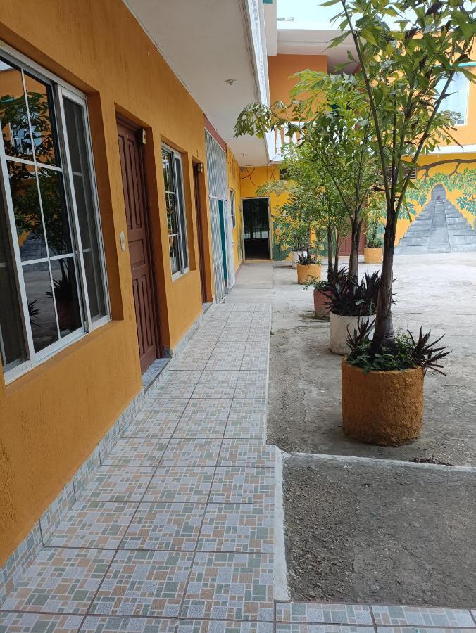 Hotel Y Restaurante Casa Jardines San Benito Εξωτερικό φωτογραφία